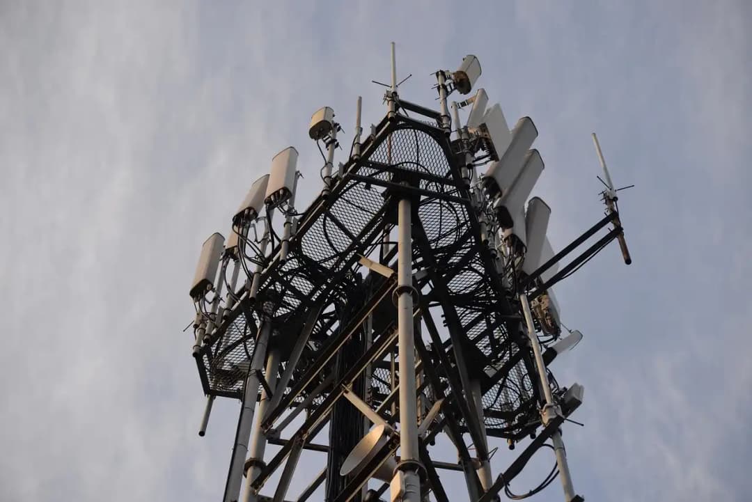 Telecommunications & 5G Infrastructure industry